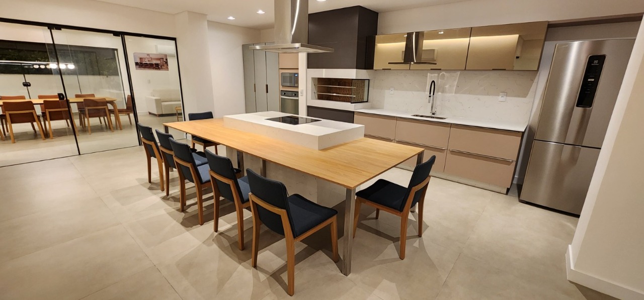 Apartamento à venda no Trindade: