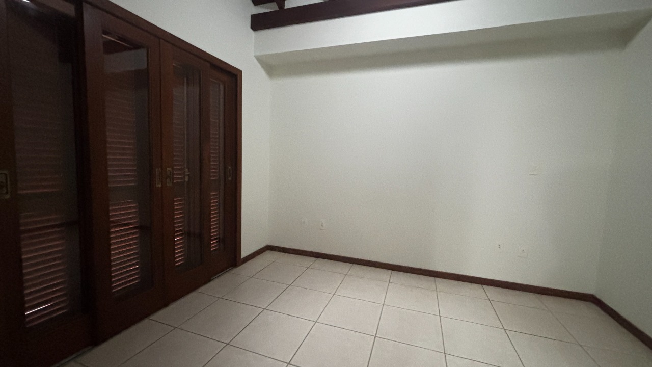 Casa em Condomínio à venda no Santo Antonio De Lisboa: 