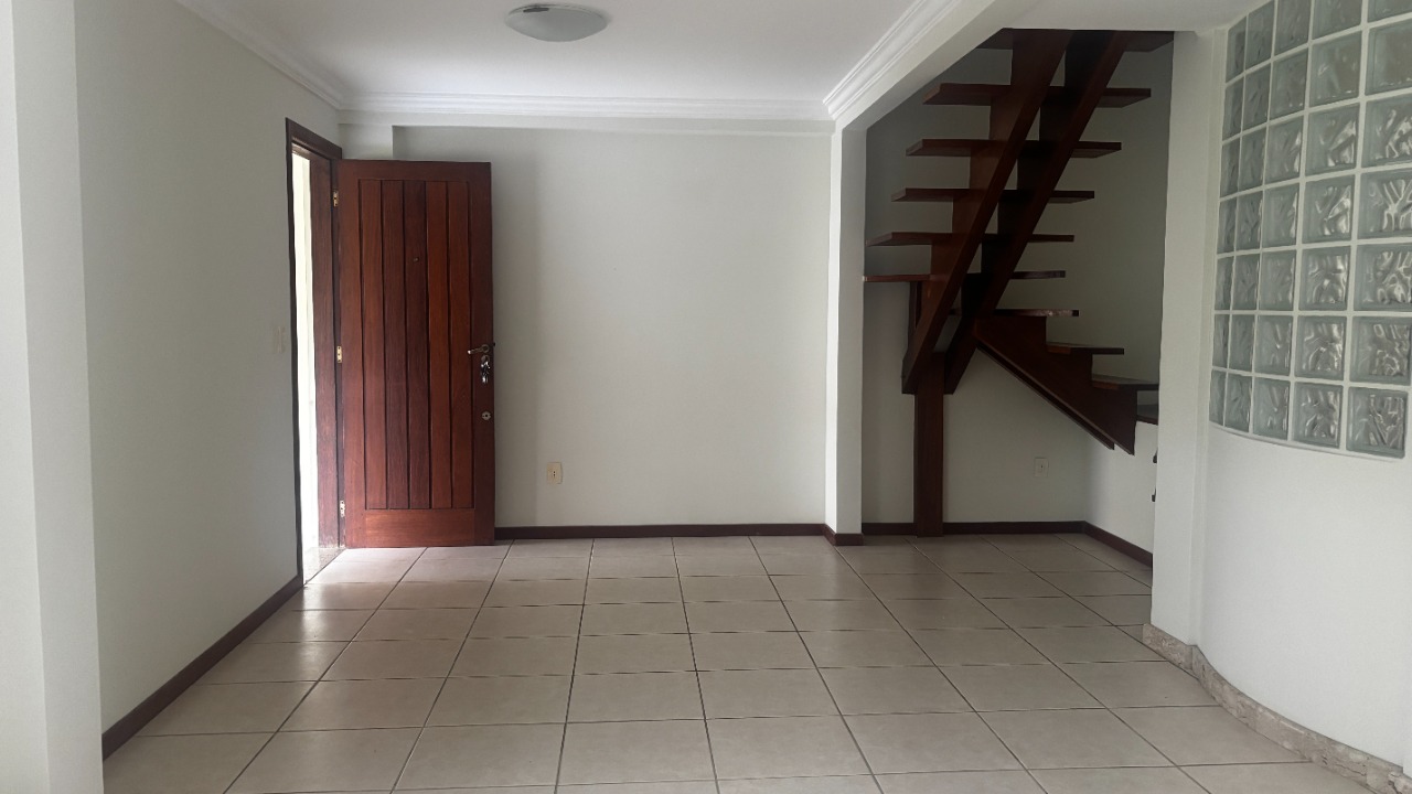 Casa em Condomínio à venda no Santo Antonio De Lisboa: 