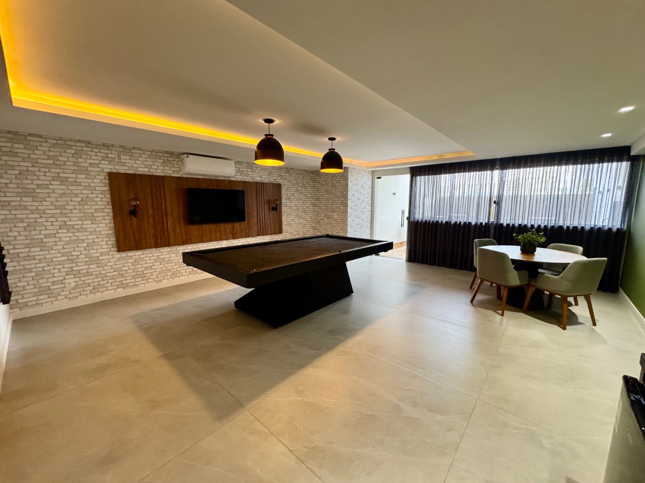 Apartamento à venda no Barreiros: 