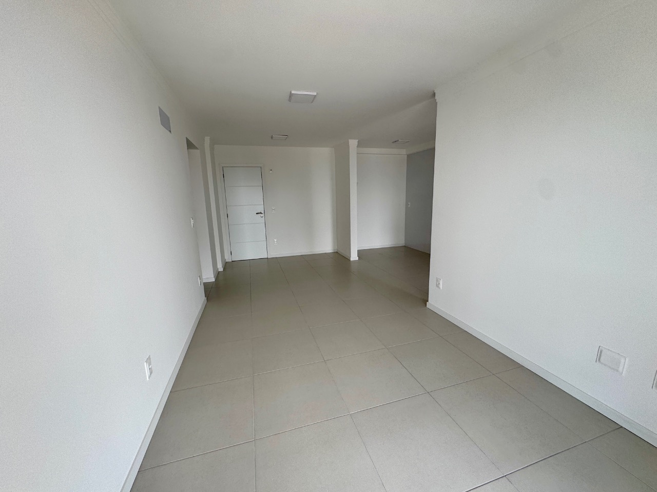 Apartamento à venda no Barreiros: 