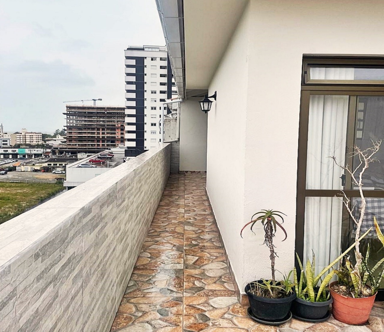 Apartamento duplex à venda no Estreito: 