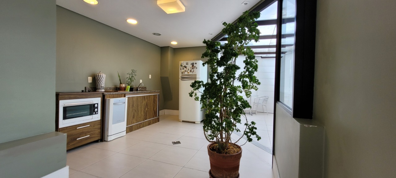 Cobertura duplex à venda no Centro: 