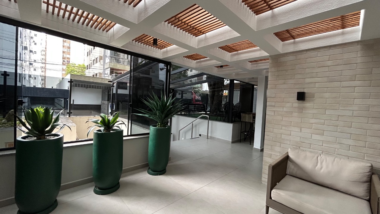 Cobertura duplex à venda no Centro: 