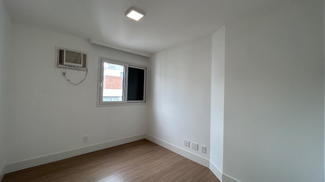 Cobertura duplex à venda no Centro: 