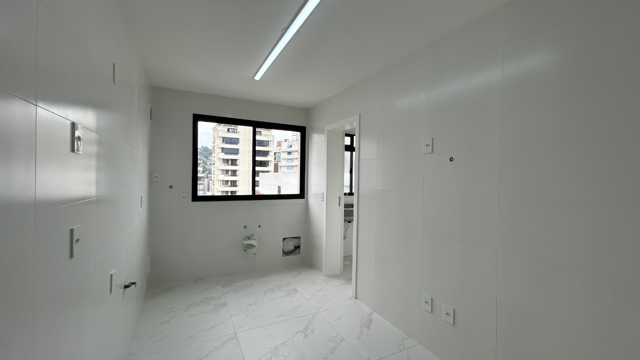 Cobertura duplex à venda no Centro: 