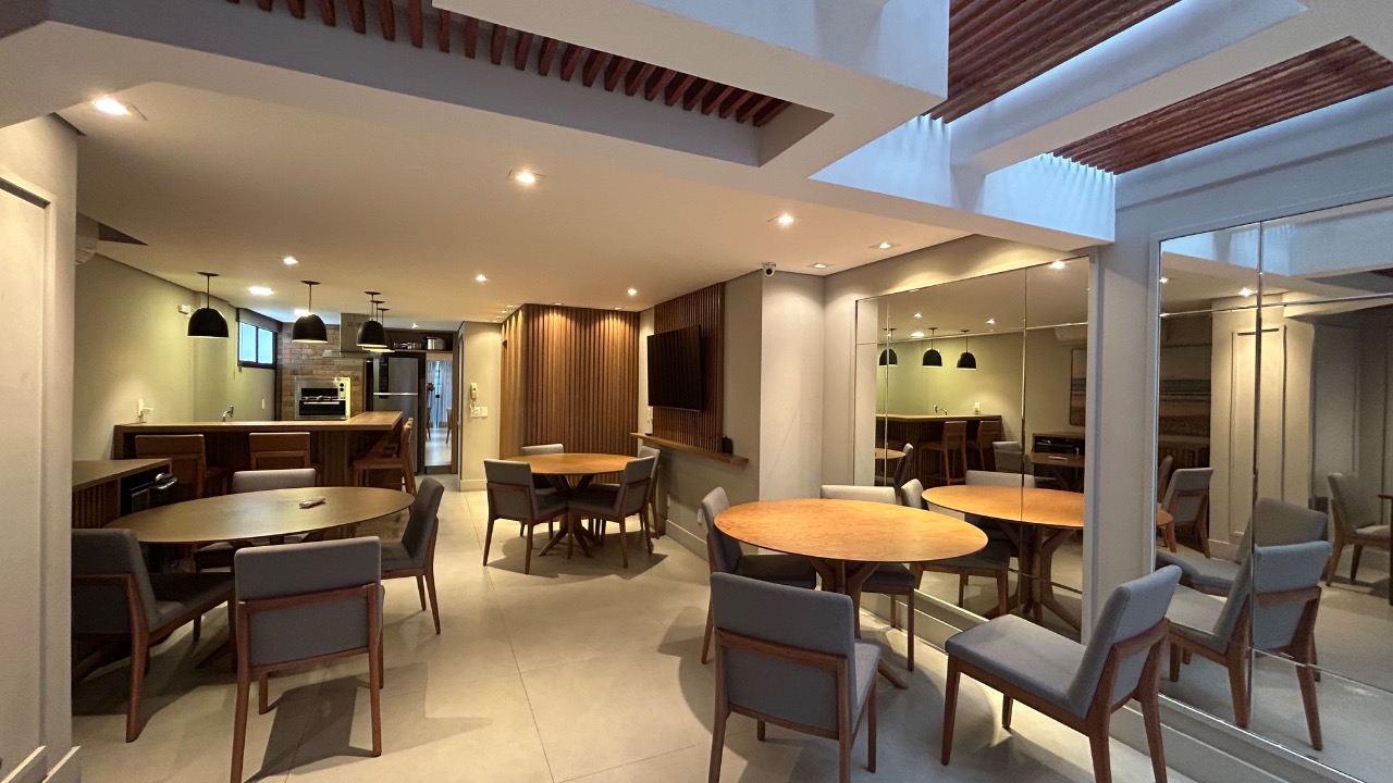 Cobertura duplex à venda no Centro: 