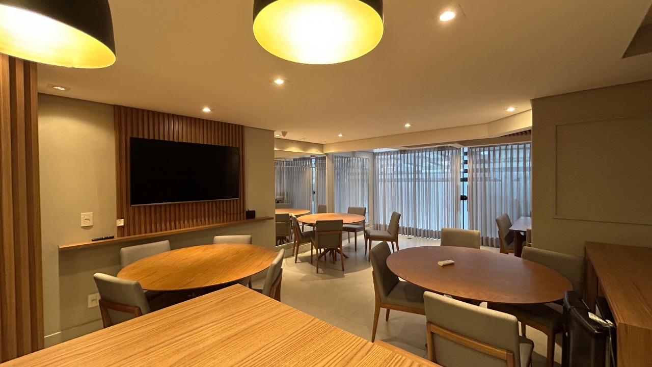 Cobertura duplex à venda no Centro: 