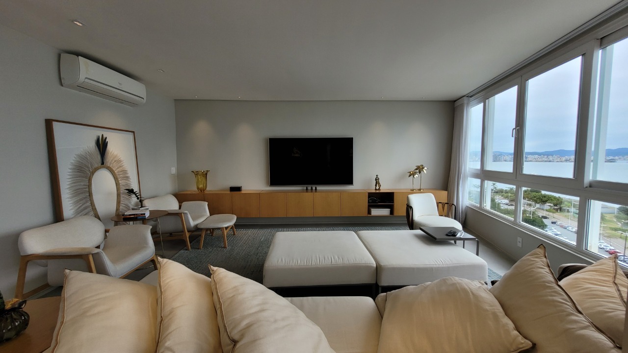 Cobertura duplex à venda no Centro: 