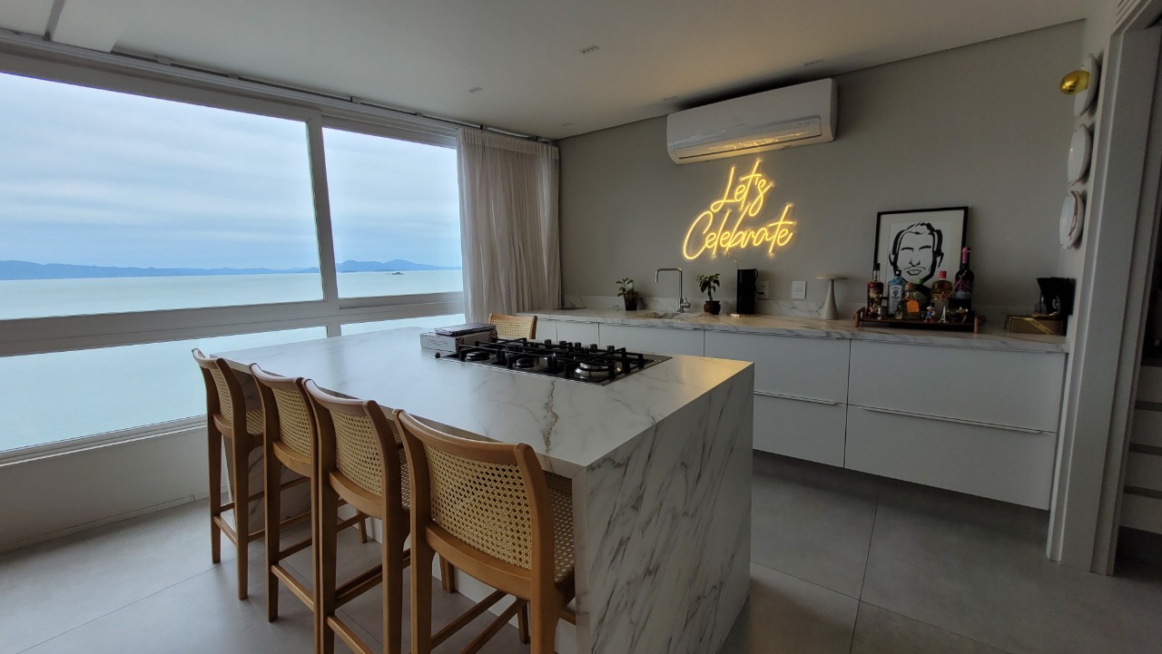 Cobertura duplex à venda no Centro: 