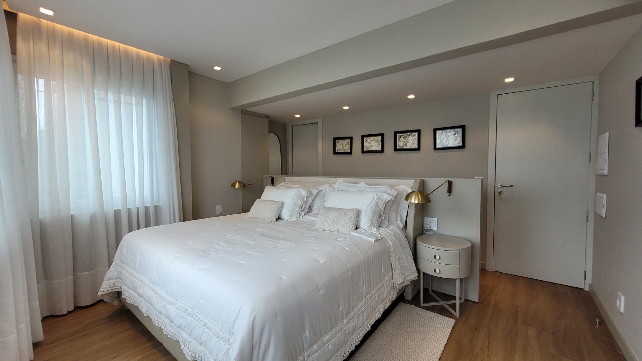 Cobertura duplex à venda no Centro: 