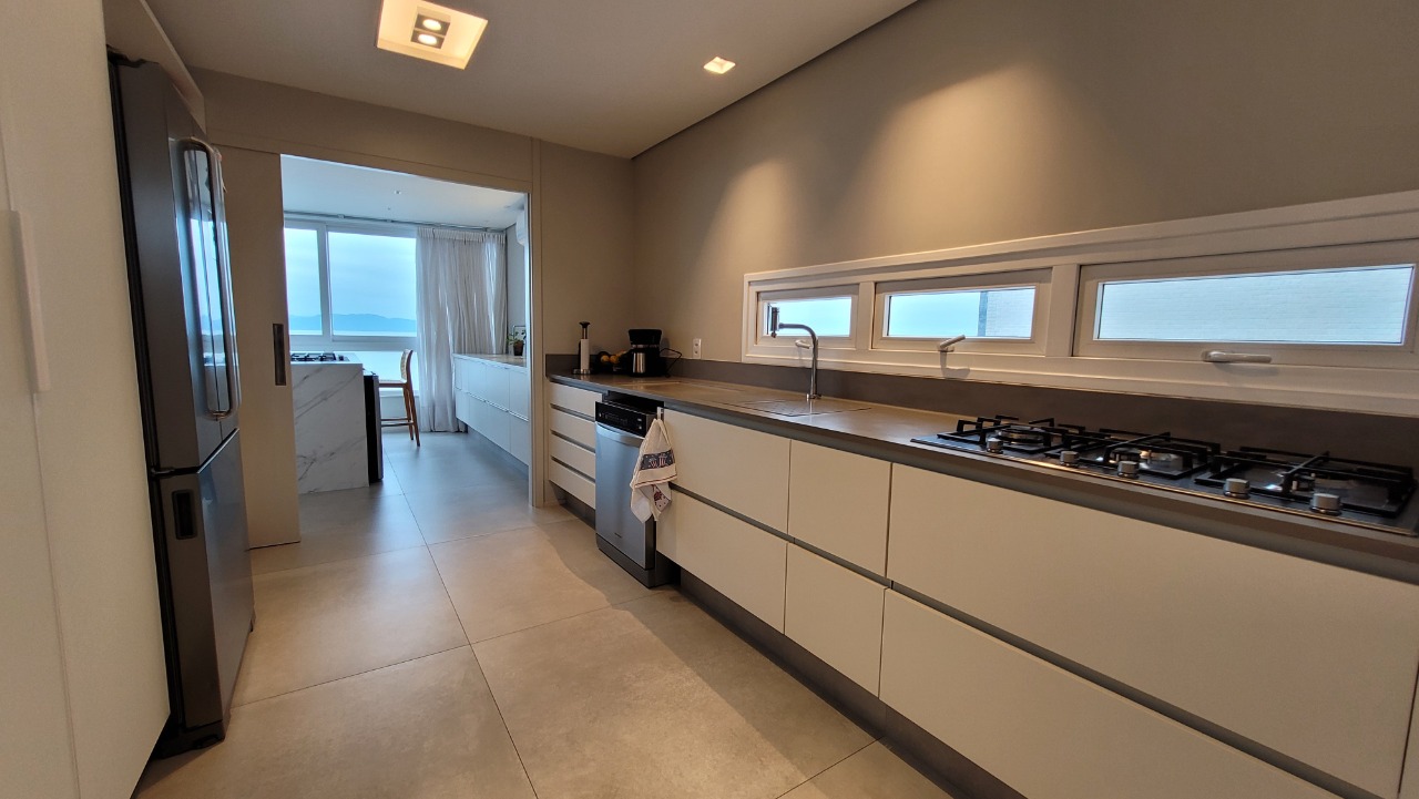 Cobertura duplex à venda no Centro: 