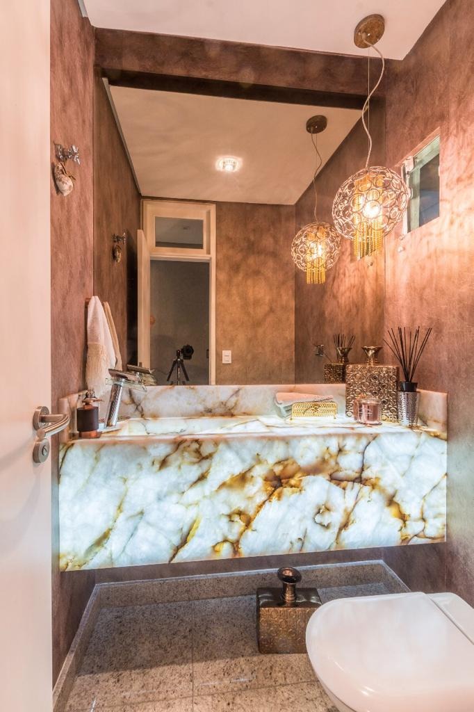 Casa em Condomínio à venda no Corrego Grande: 