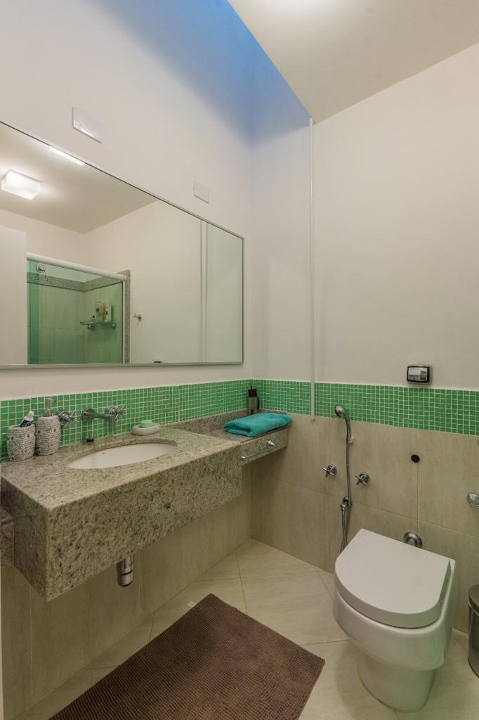 Casa em Condomínio à venda no Corrego Grande: 