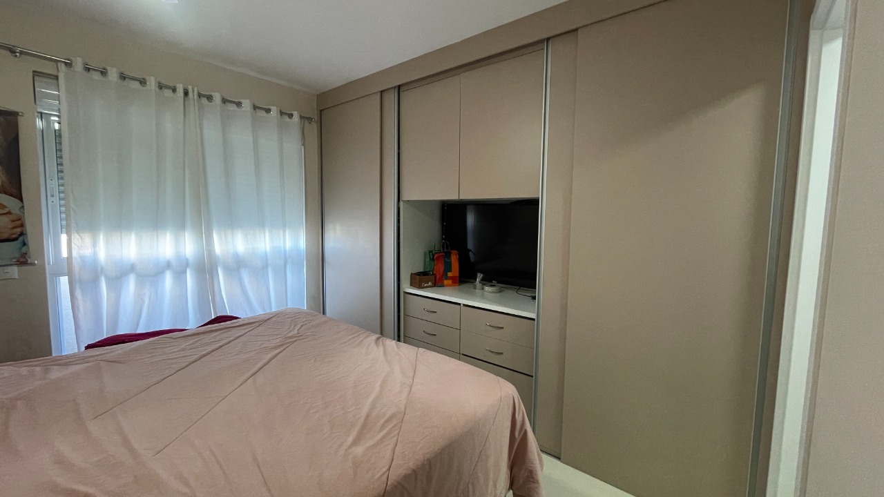Apartamento à venda no Barreiros: 