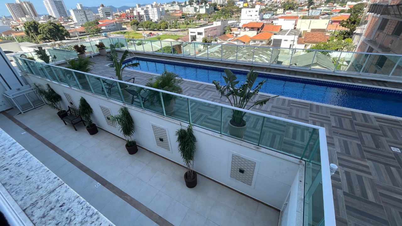 Apartamento à venda no Barreiros: 