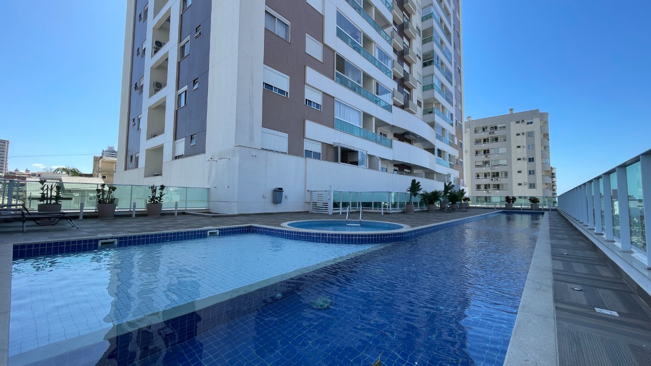 Apartamento à venda no Barreiros: 