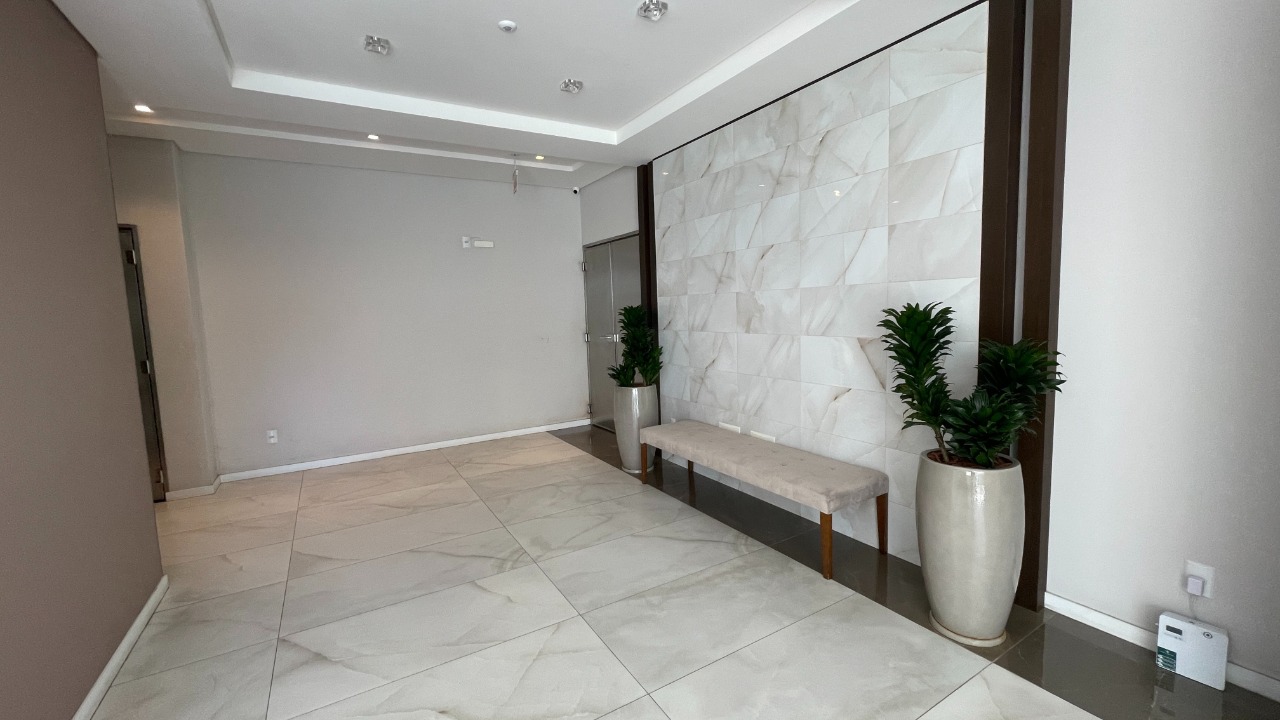 Apartamento à venda no Barreiros: Hall de Entrada