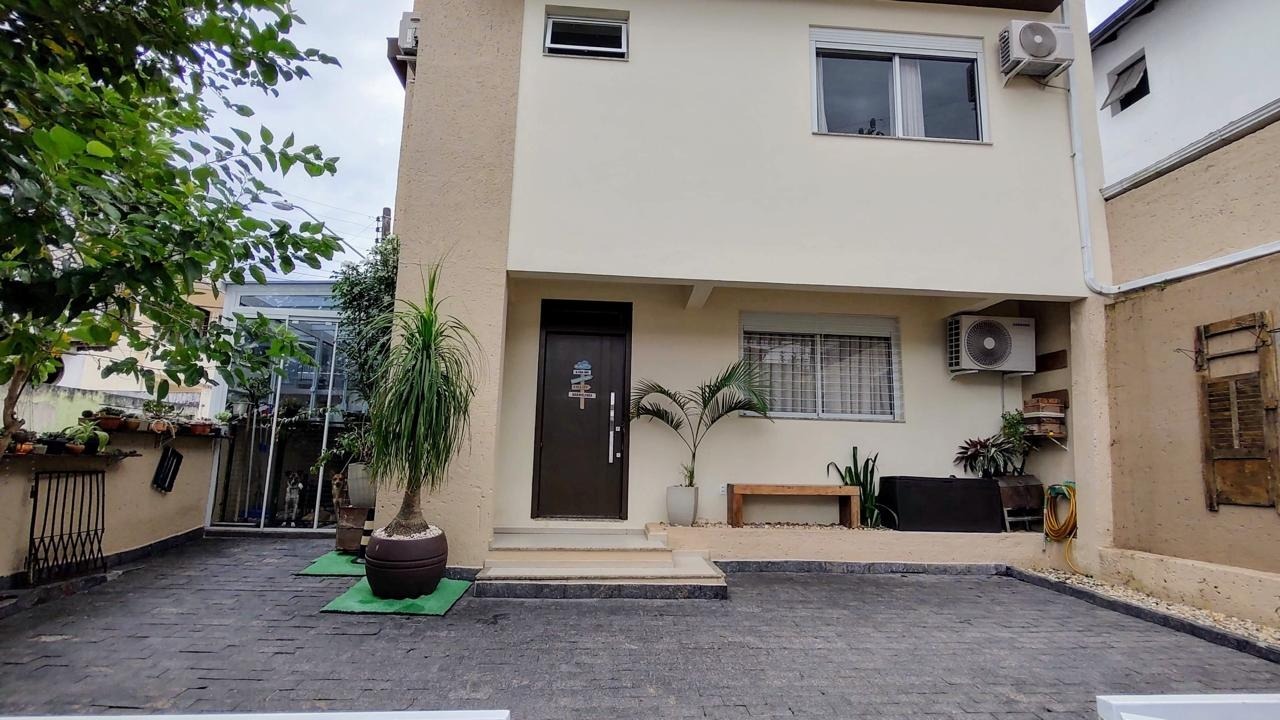 Casa à venda no Centro: 