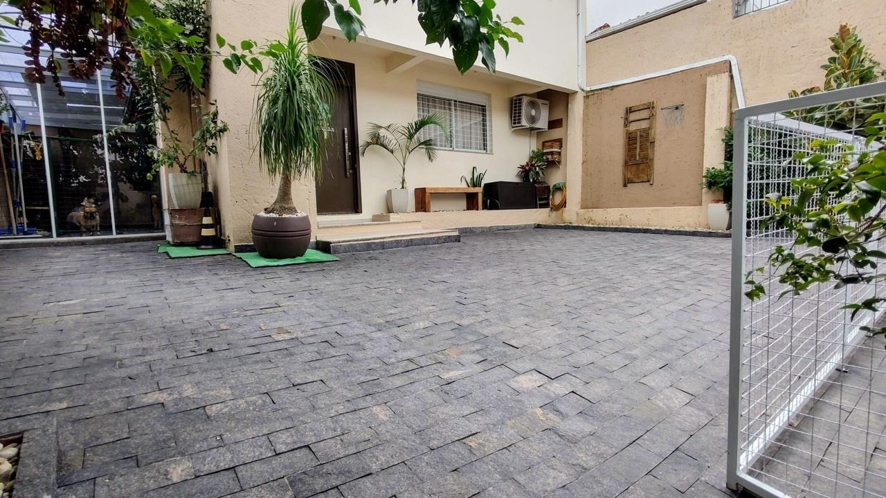 Casa à venda no Centro: 