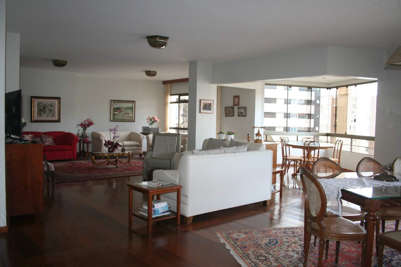 Apartamento à venda no Agronomica: