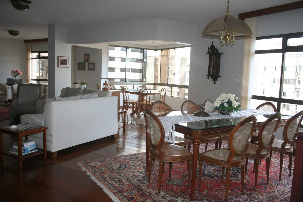 Apartamento à venda no Agronomica: 
