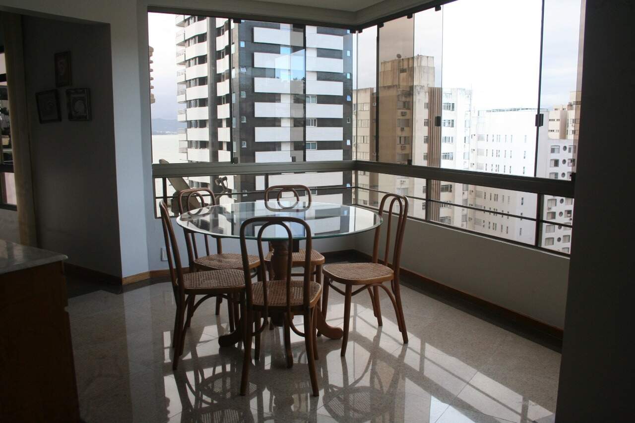 Apartamento à venda no Agronomica: