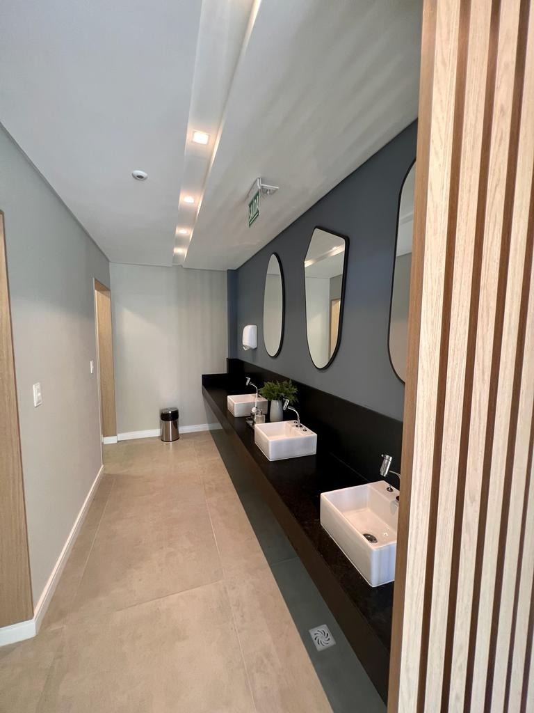 Apartamento à venda no Coqueiros: 