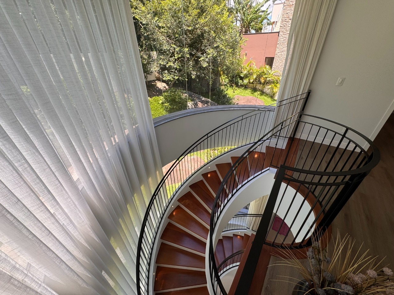 Casa em Condomínio à venda no Cacupe: