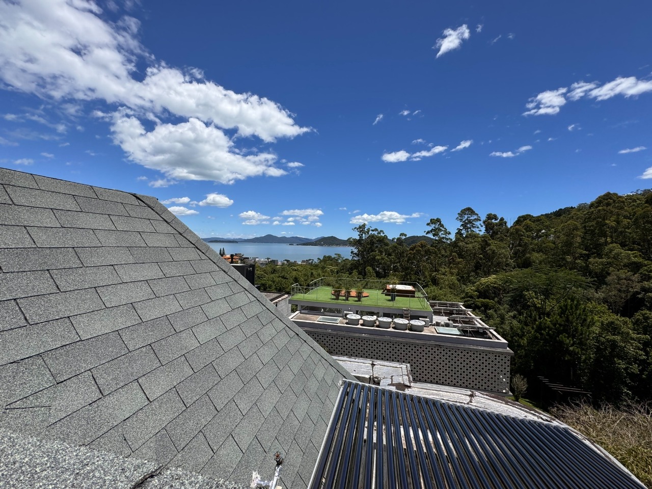 Casa em Condomínio à venda no Cacupe: