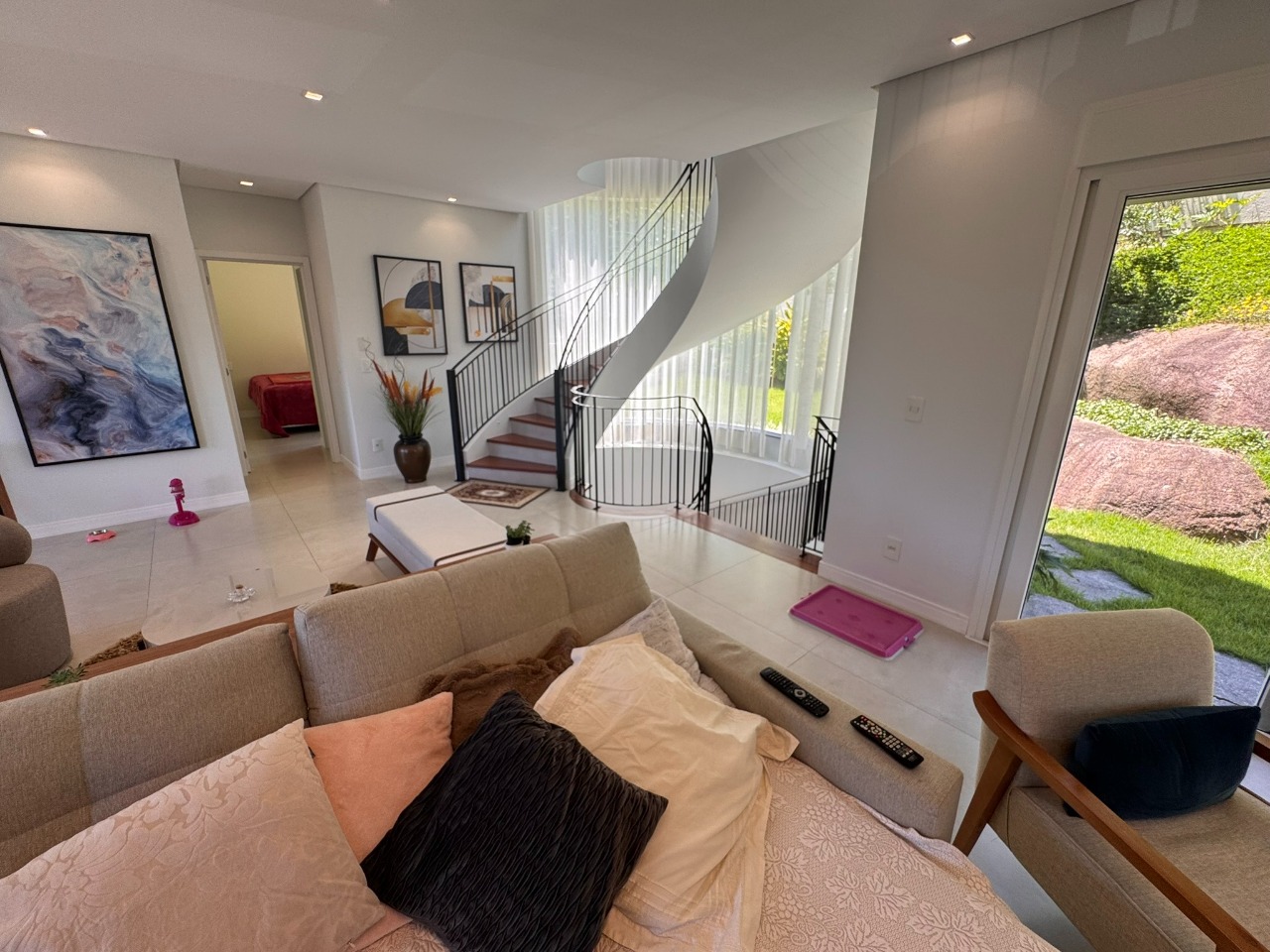 Casa em Condomínio à venda no Cacupe: