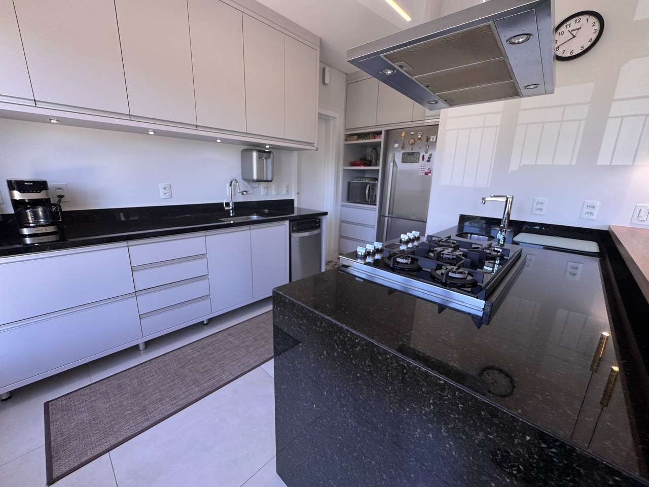 Casa em Condomínio à venda no Cacupe: