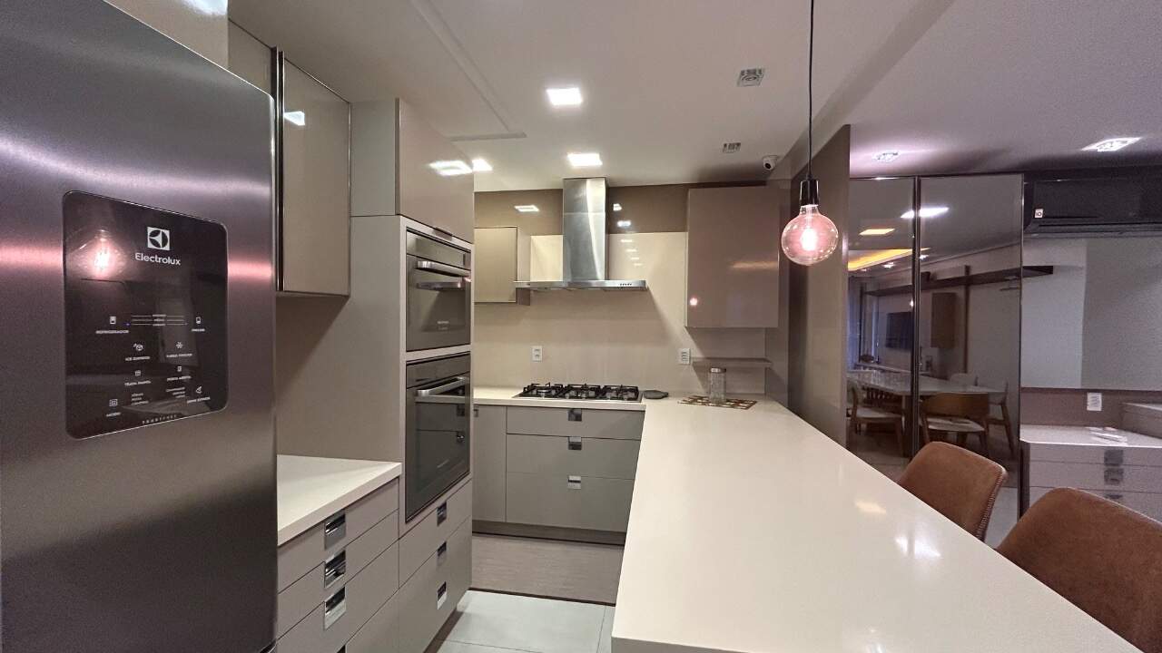 Apartamento à venda no Agronomica: 