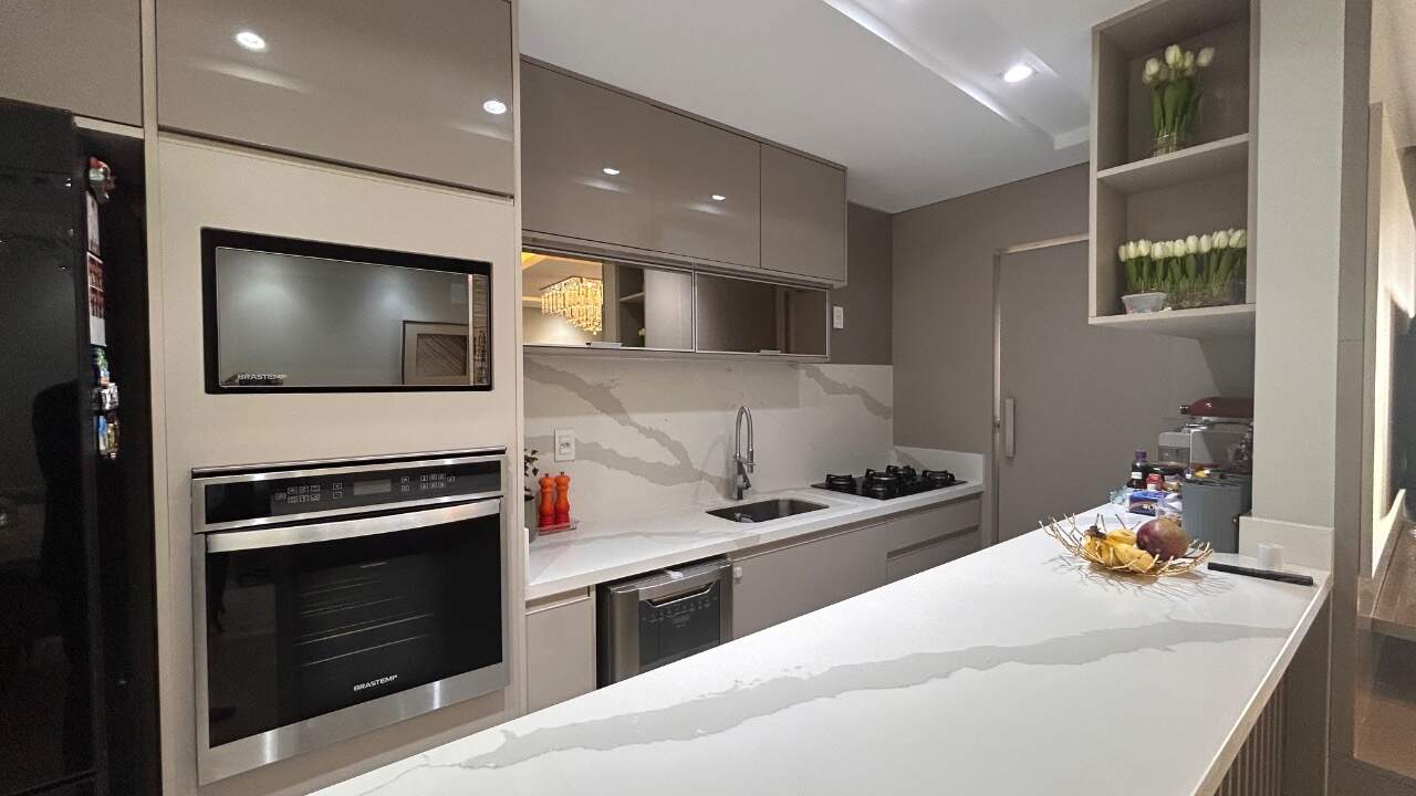 Apartamento à venda no Agronomica: 
