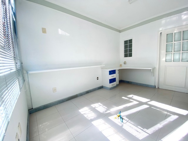 Salas/Conjuntos à venda no Centro: 