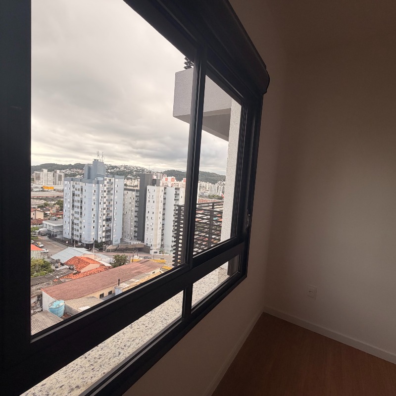Apartamento à venda no Barreiros: 