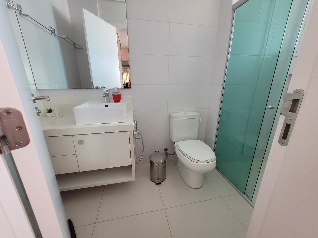 Apartamento duplex à venda no Estreito: