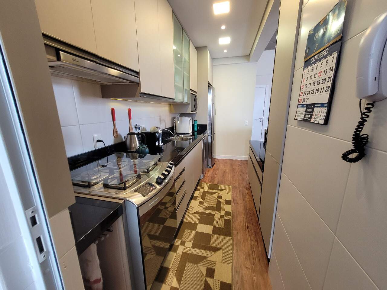 Apartamento duplex à venda no Estreito: