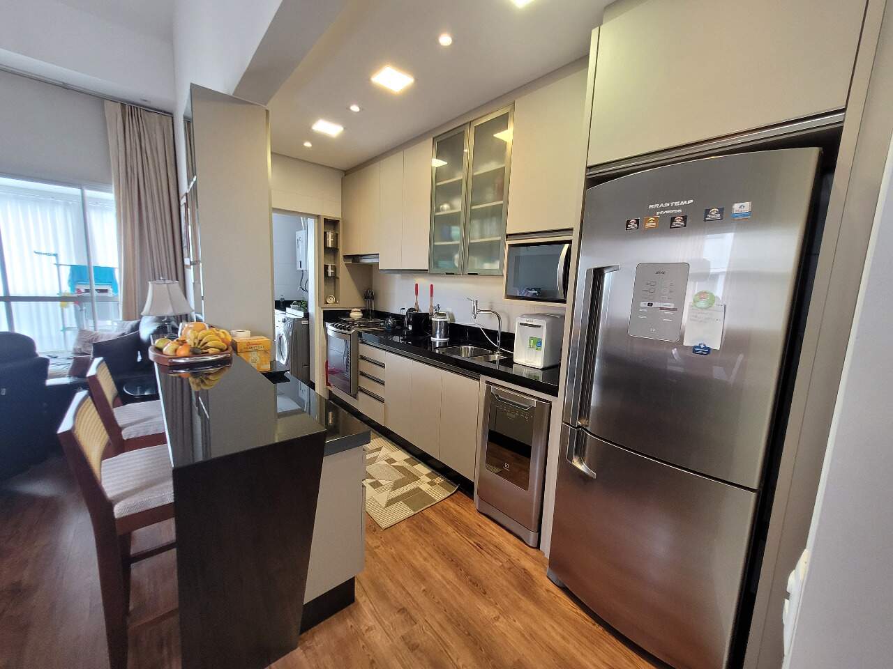 Apartamento duplex à venda no Estreito: