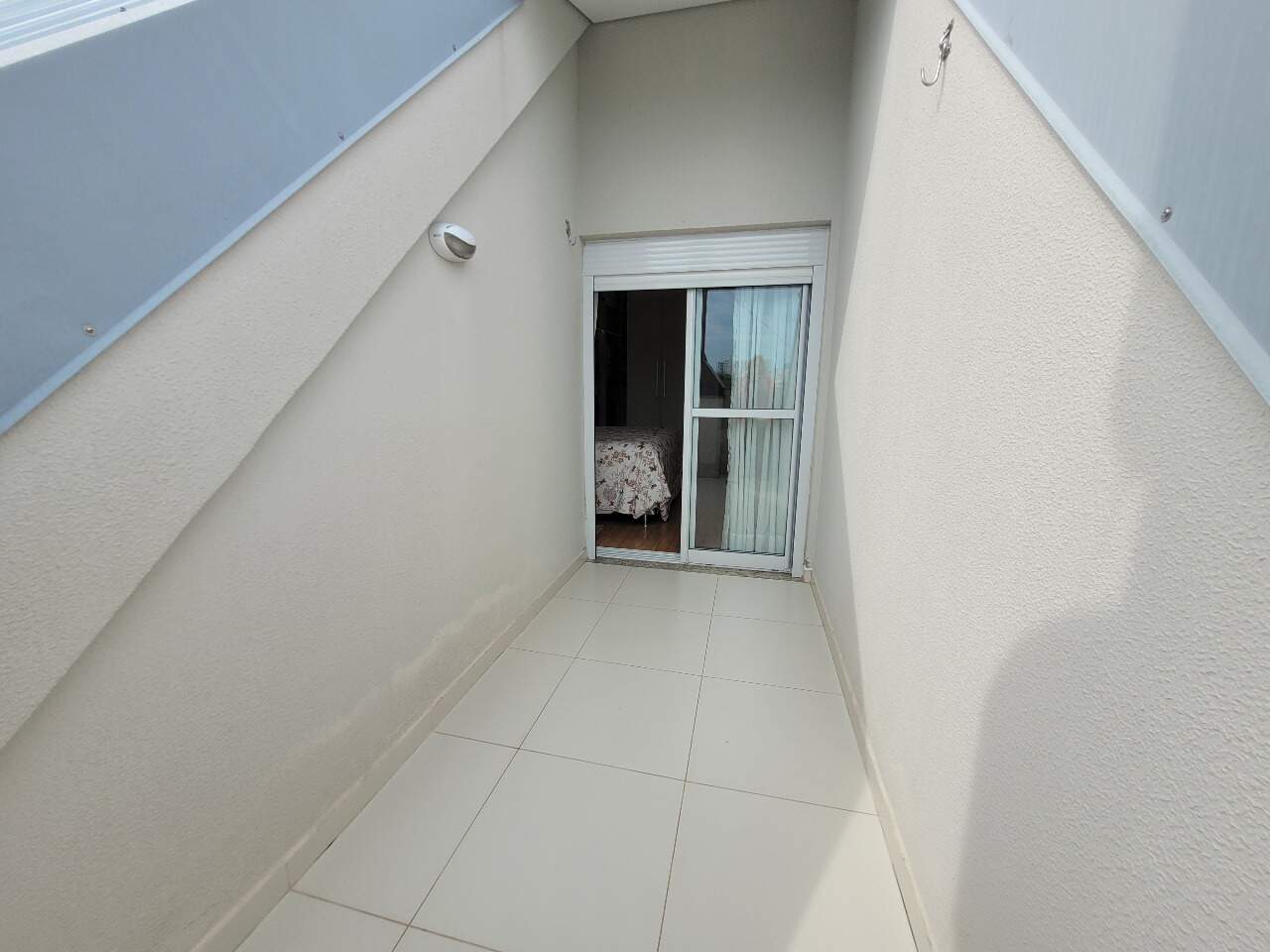 Apartamento duplex à venda no Estreito: