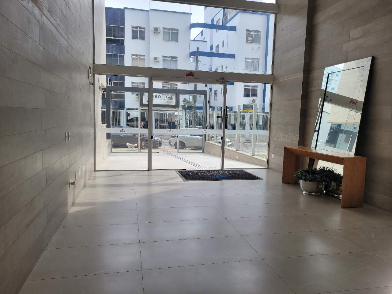 Apartamento duplex à venda no Estreito: