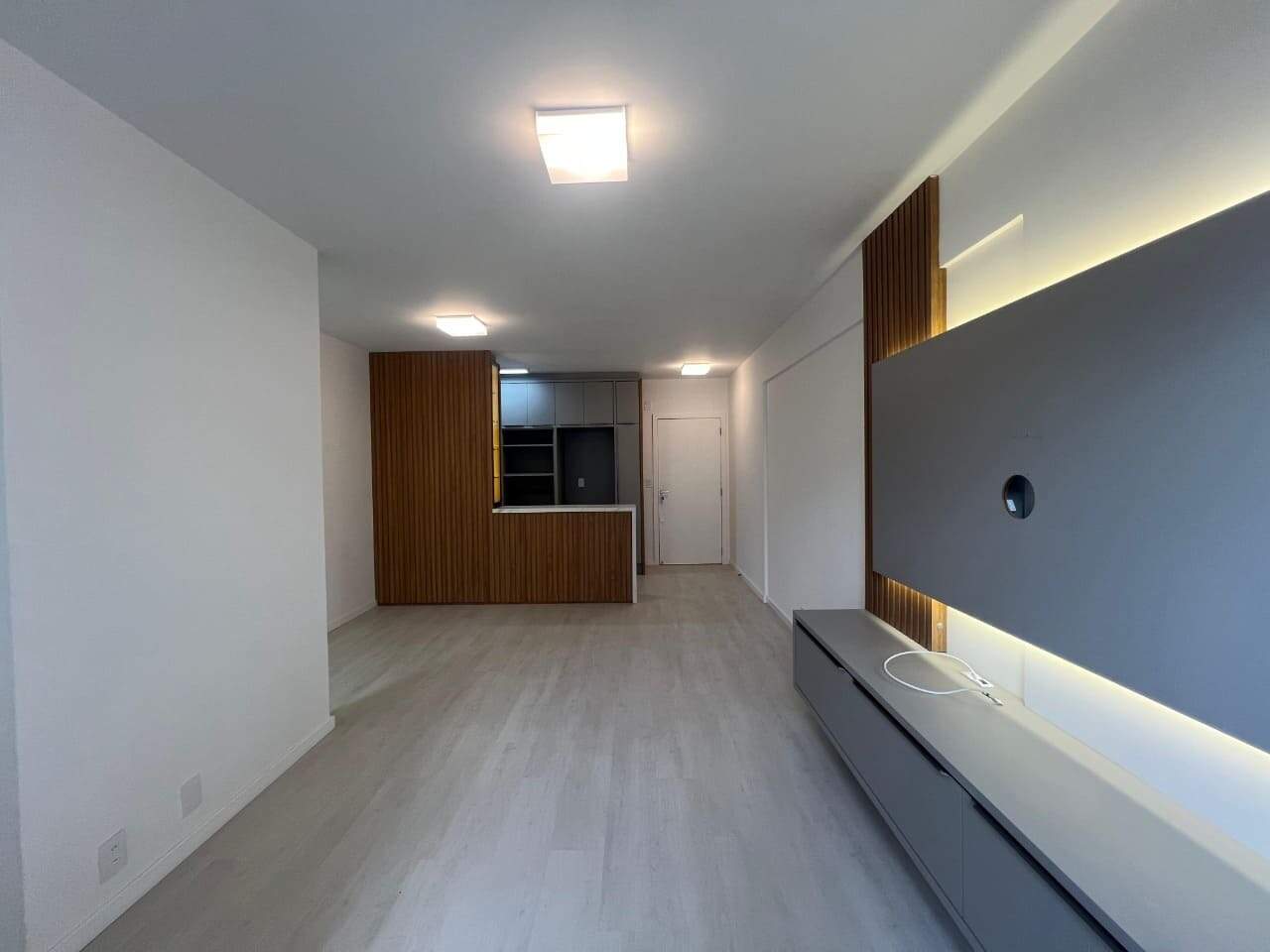 Apartamento para aluguel no Centro: 