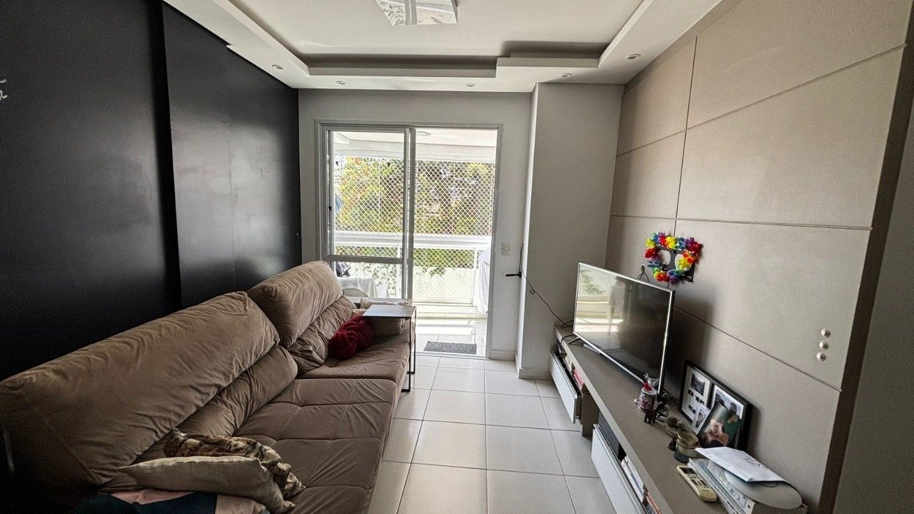 Apartamento à venda no Coqueiros: 