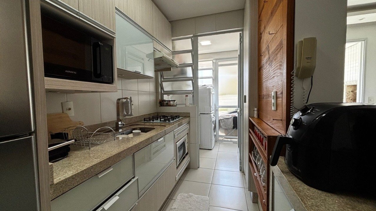 Apartamento à venda no Coqueiros: 