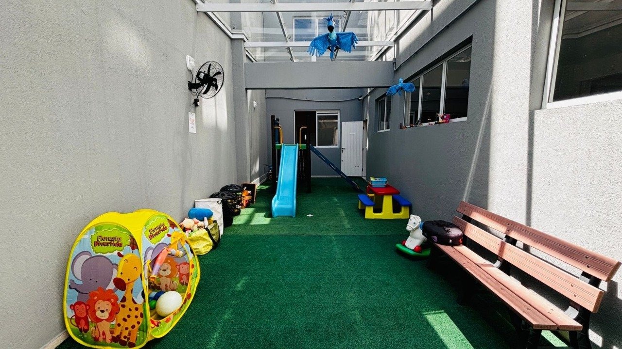 Apartamento à venda no Coqueiros: 