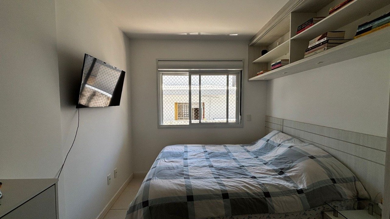 Apartamento à venda no Coqueiros: 