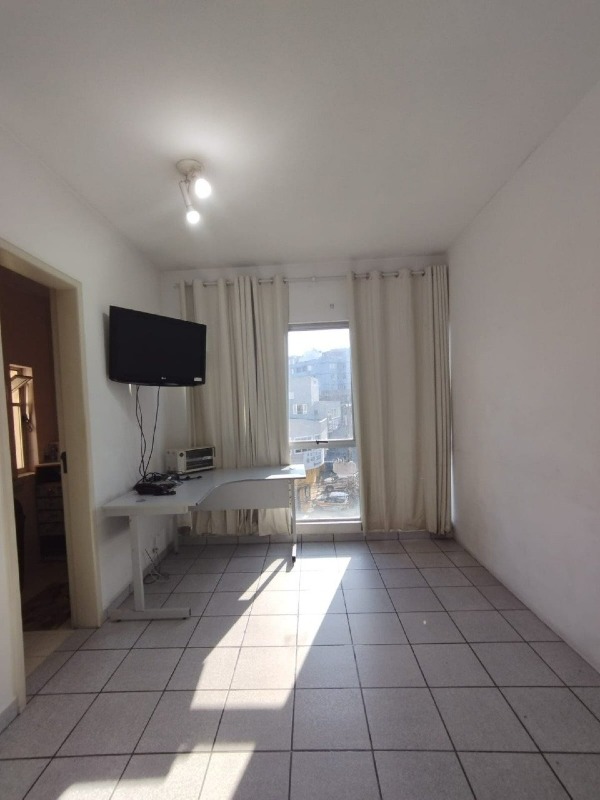 Sala à venda no Trindade: 