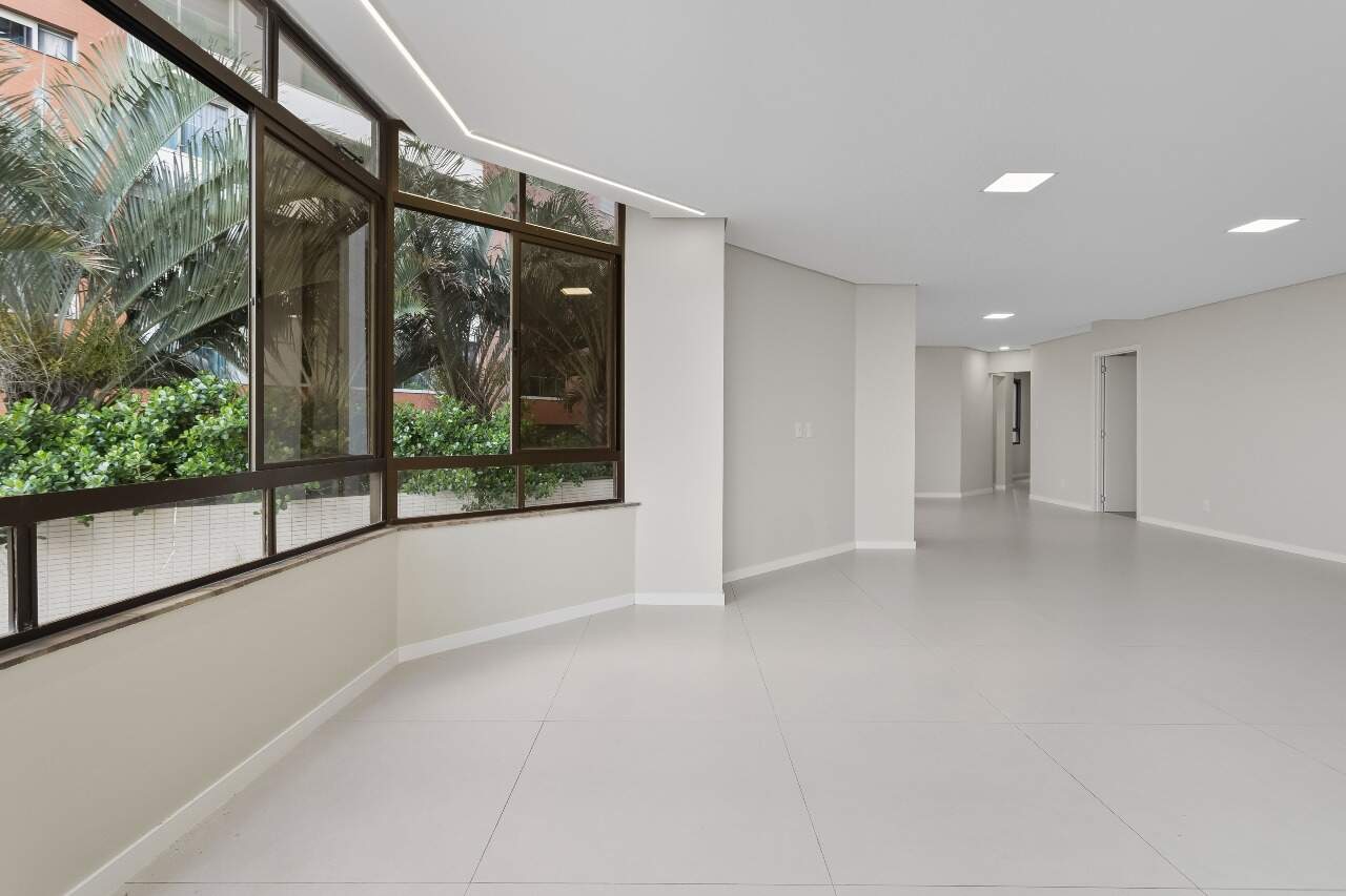 Apartamento à venda no Agronomica: