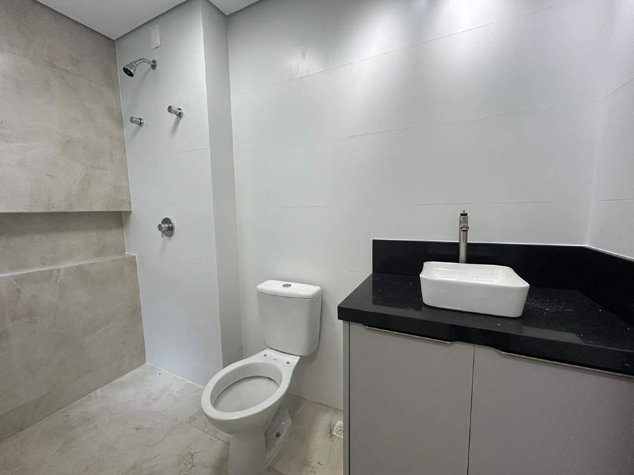 Apartamento à venda no Cacupe: