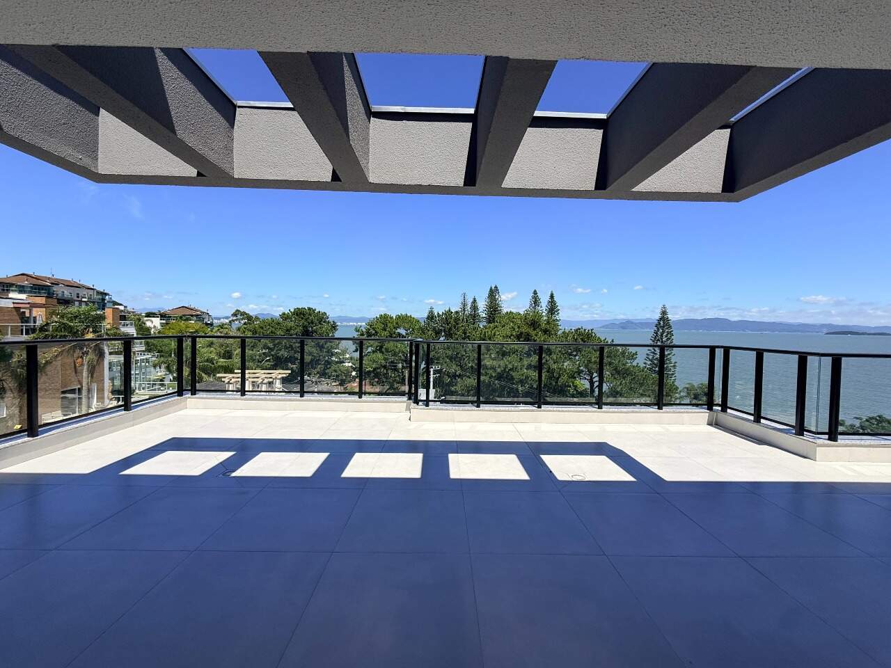 Apartamento à venda no Cacupe: 